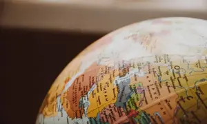 Jak ozdobić zeszyt do geografii, aby był wyjątkowy i inspirujący