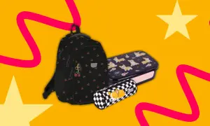 Plecak w wiśnie, piórnik i lunchbox z corgi – idealne akcesoria, jeśli szukasz inspiracji, jakie zeszyty do 8 klasy wybrać.
