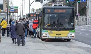 Ile zarabia kierowca autobusu szkolnego? Zaskakujące fakty o pensjach