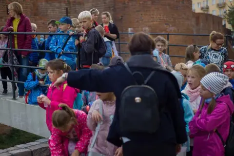 Czy wycieczki szkolne są obowiązkowe? Poznaj swoje prawa i obowiązki