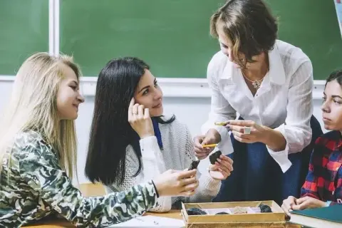 Co może zrobić pedagog szkolny, aby wspierać uczniów i rodziców?