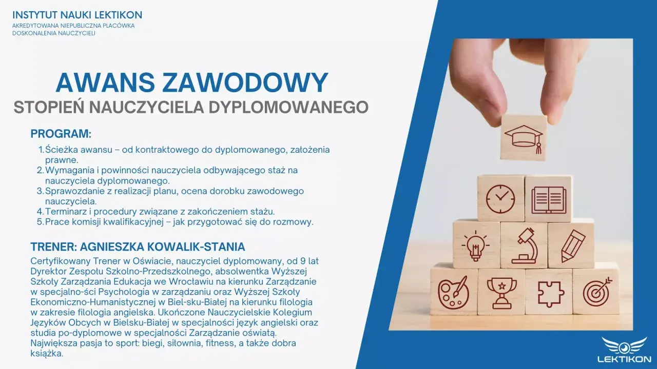 Awans zawodowy nauczyciela dyplomowanego. Układanka z klocków symbolizuje ścieżkę rozwoju i zdobywanie wiedzy.